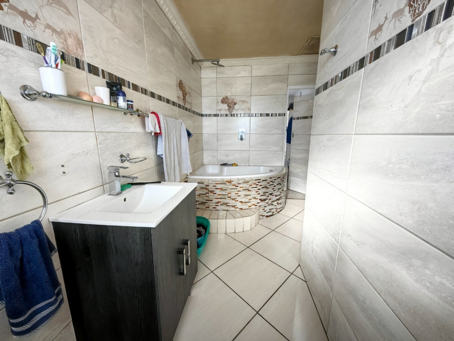 To Let 2 Bedroom Property for Rent in Rocklands Western Cape